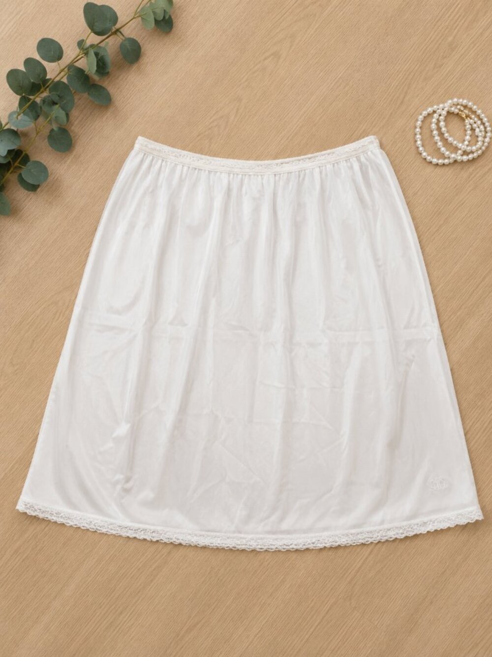 Vintage Her Majesty White Half Slip | Women's Size 8 | Made in USA